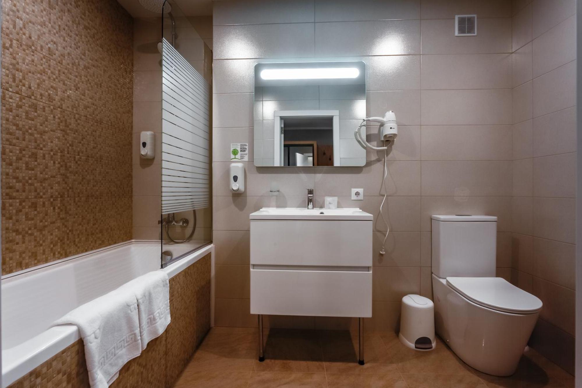 Hotel Optima Collection Miramar Čornomors'k Esterno foto
